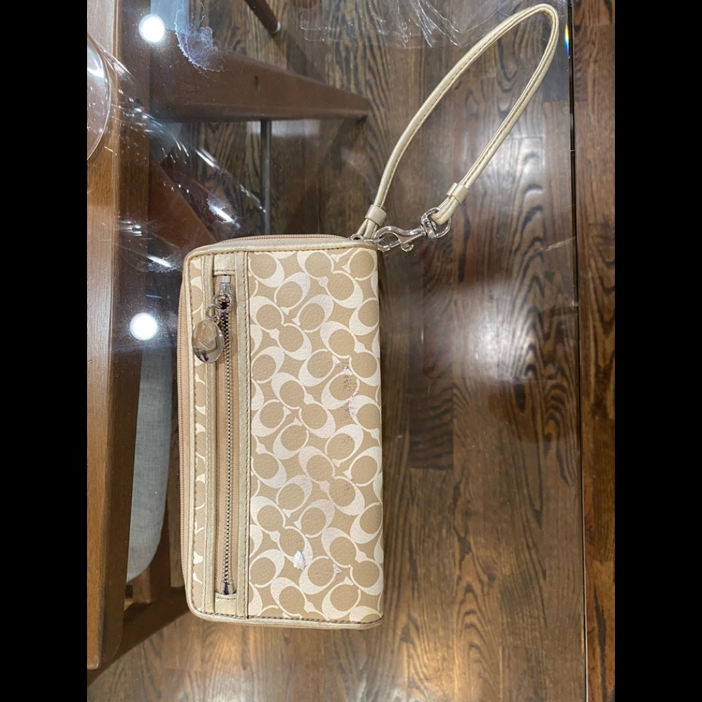 Coach wallet with wristlet strap